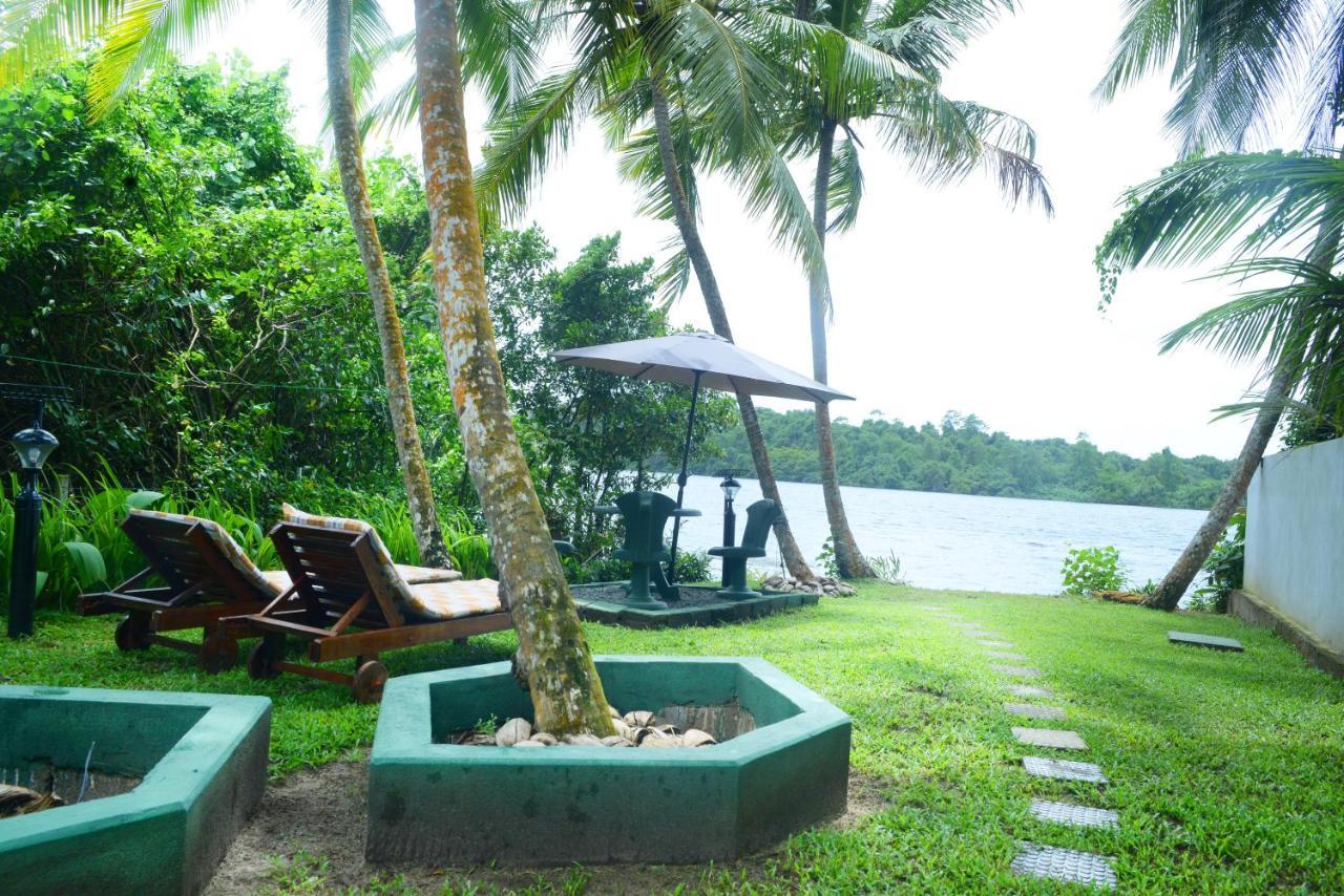 Gold Sand Resort Bentota Esterno foto