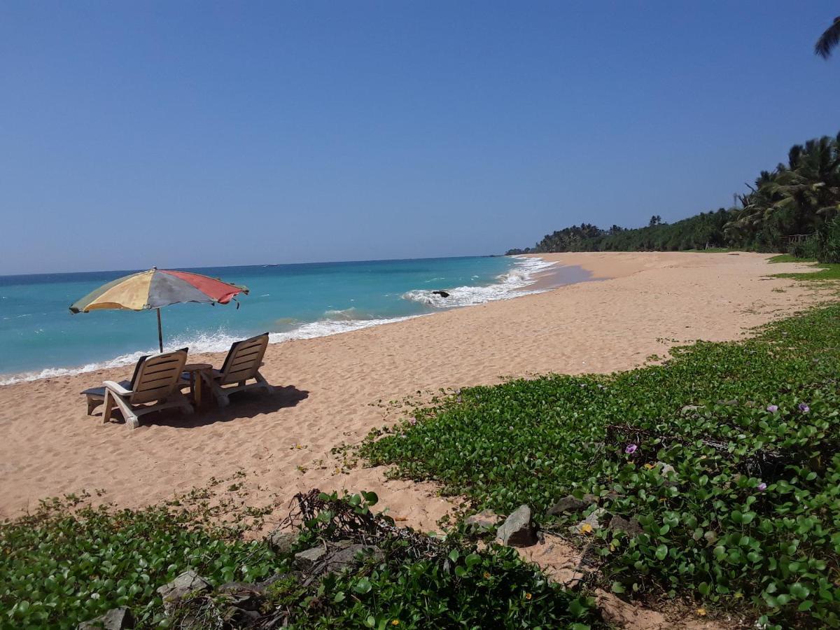 Gold Sand Resort Bentota Esterno foto