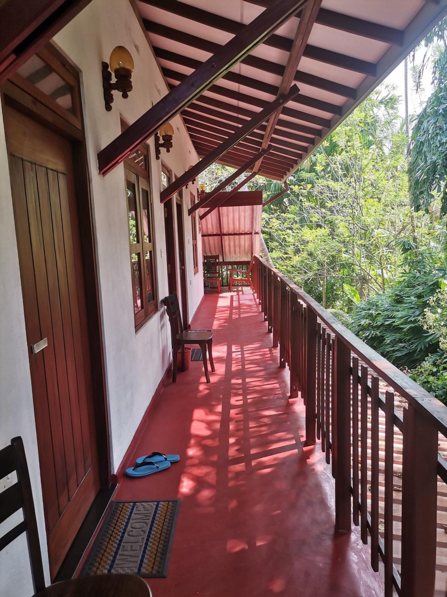 Gold Sand Resort Bentota Esterno foto
