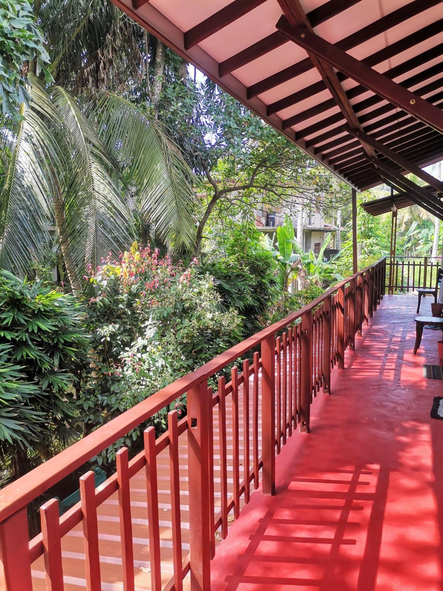 Gold Sand Resort Bentota Esterno foto