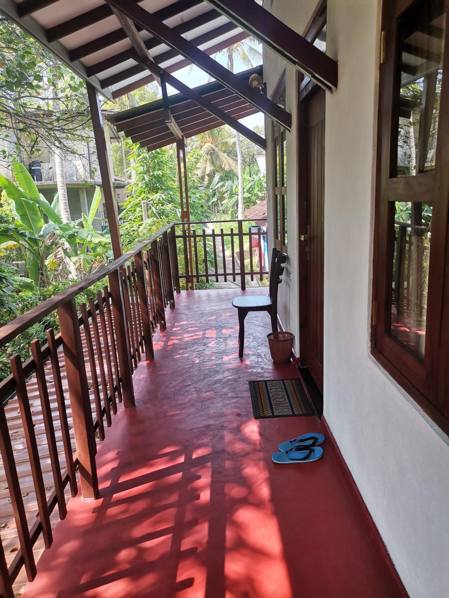 Gold Sand Resort Bentota Esterno foto