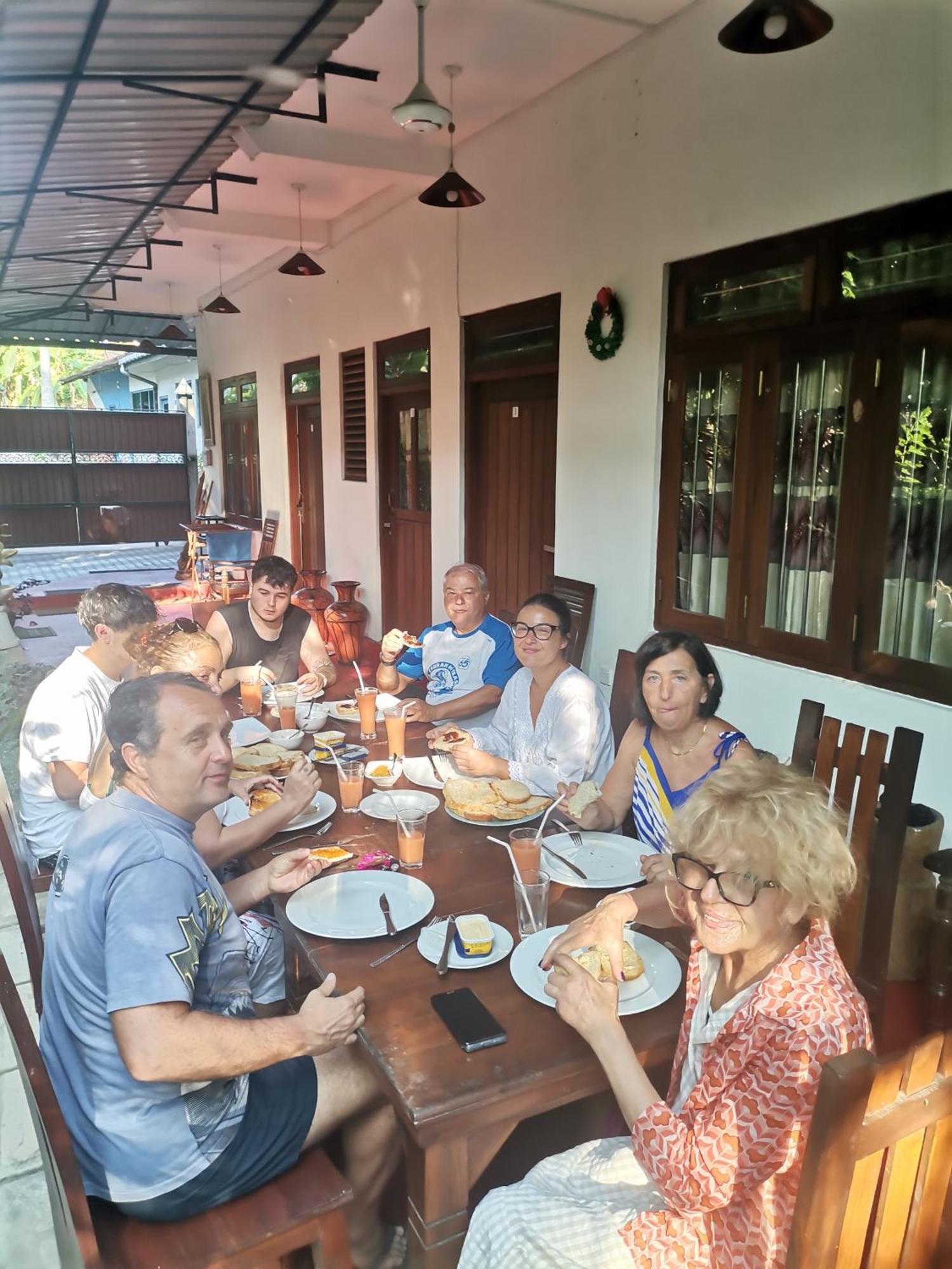 Gold Sand Resort Bentota Esterno foto